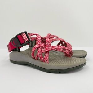 Chaco ZX/1 EcoTread Kids Sandal in a Pink/White Webbing Pattern Size 12